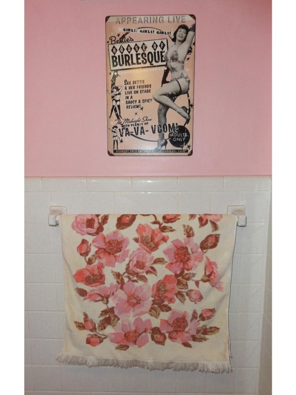Vintage Fieldcrest Cream & Pink Floral Bath Towel w/ Fringe
